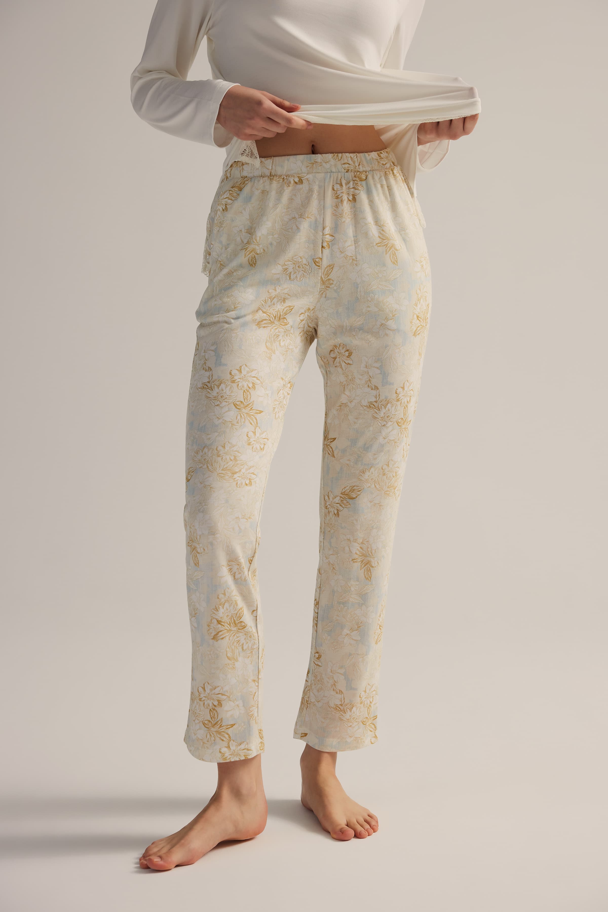 Women's Neutral Floral Viscose Pajama Set — view 1