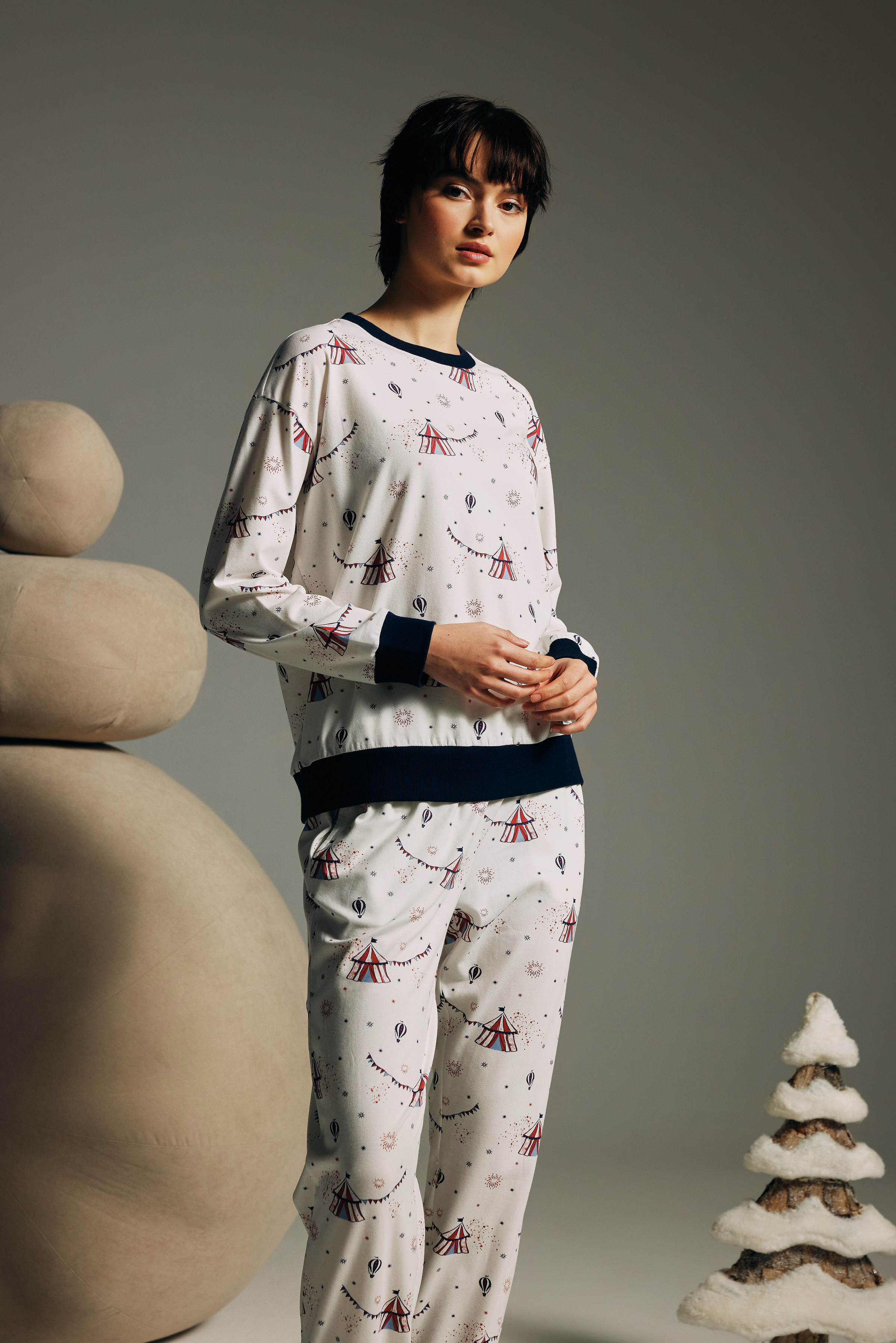 Women's Red Printed Cotton Pajama Set — view 3