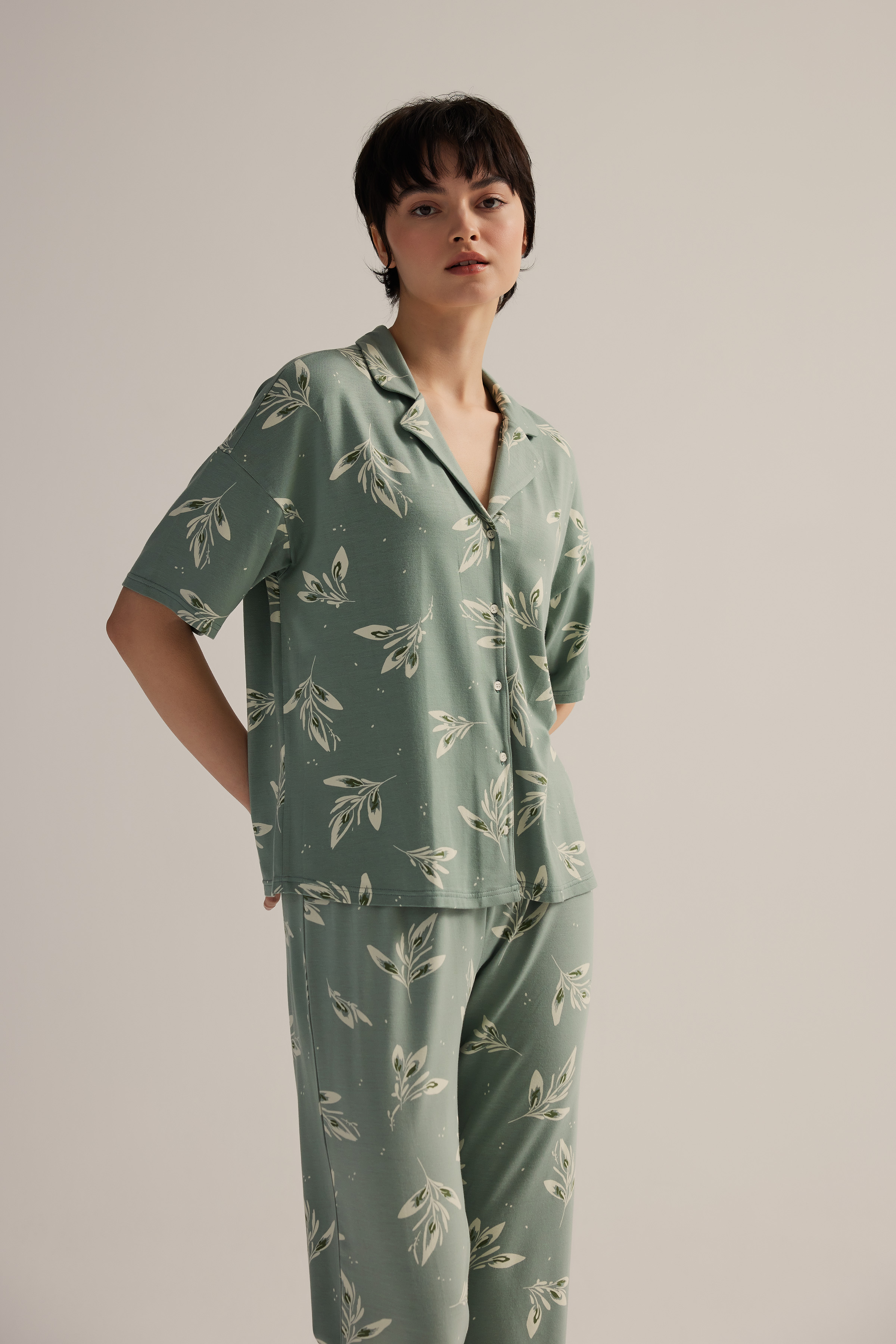 Women's Green Floral Viscose Pajama Bottoms — view 2